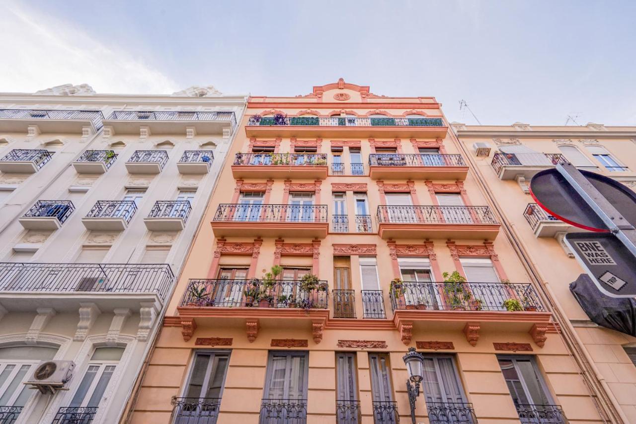 Oyo Guest House Ruzafa Valensiya Dış mekan fotoğraf