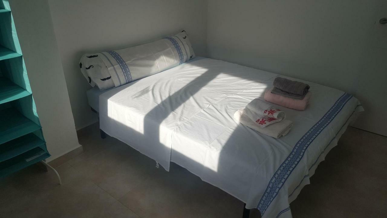 Oyo Guest House Ruzafa Valensiya Dış mekan fotoğraf