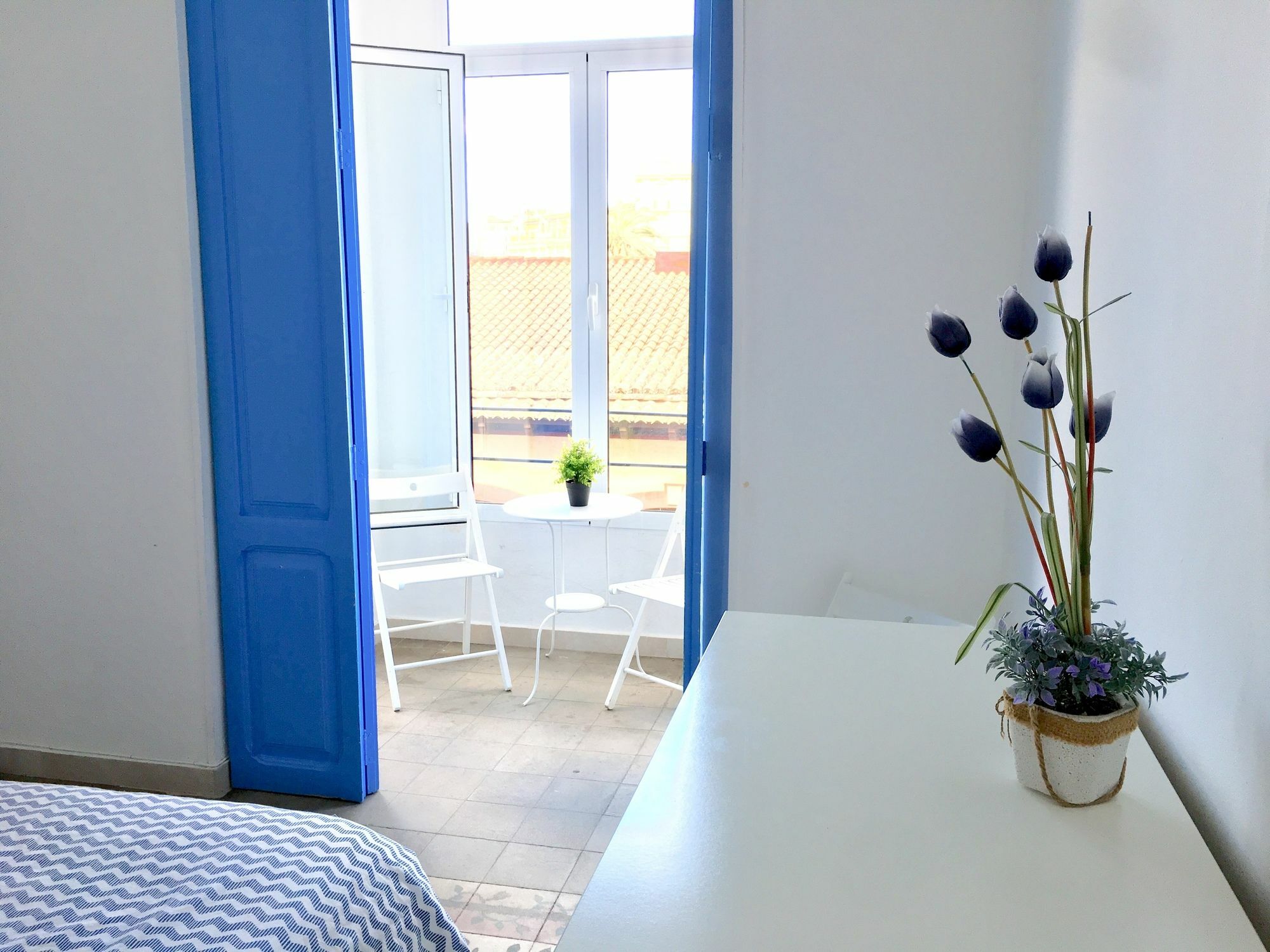 Oyo Guest House Ruzafa Valensiya Dış mekan fotoğraf
