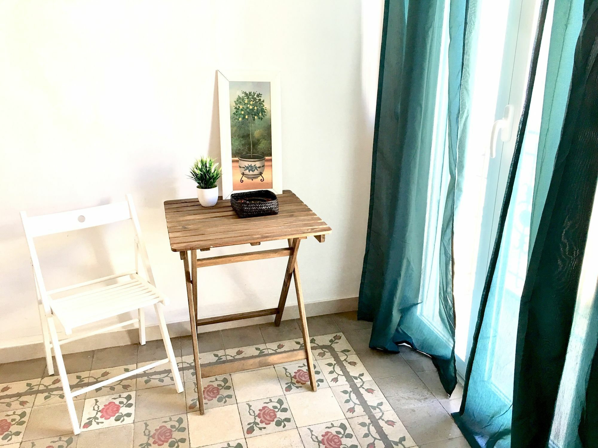 Oyo Guest House Ruzafa Valensiya Dış mekan fotoğraf
