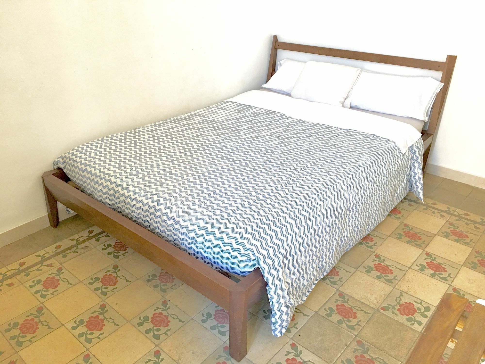 Oyo Guest House Ruzafa Valensiya Dış mekan fotoğraf
